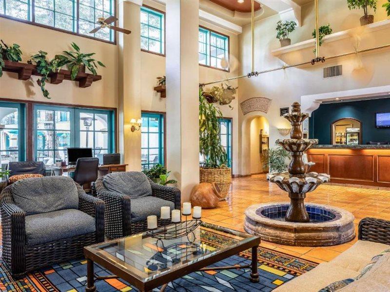 Hotel Quality Downtown 3*