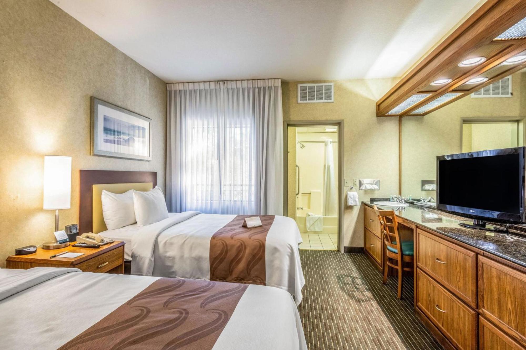 Quality Downtown Hotel 3*