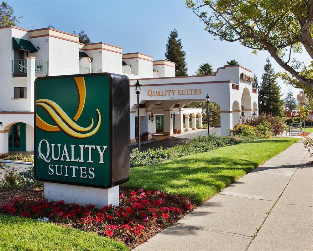Quality Downtown 3*